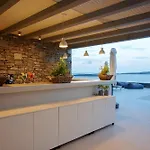 Kymo Luxury Paros Couette-café Kolympithres