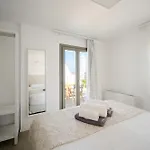 Kymo Luxury Paros Couette-café 4*