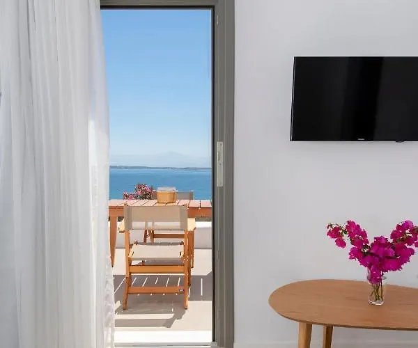 Kymo Luxury Paros Bed and Breakfast