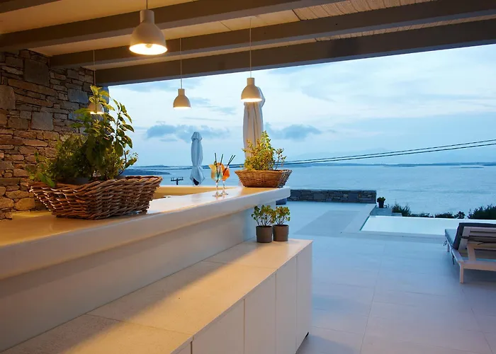 Kymo Luxury Paros Bed and Breakfast