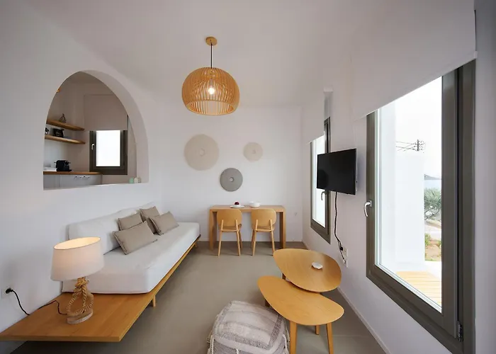 Kymo Luxury Paros Bed and Breakfast