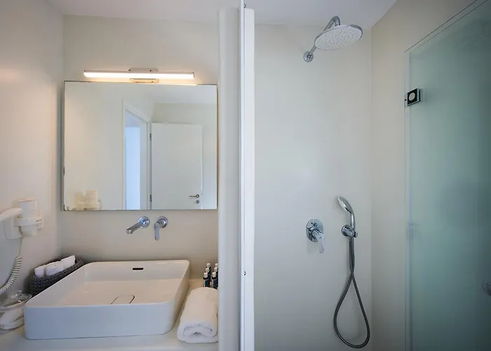 Kymo Luxury Paros 4* Κολυμπήθρες