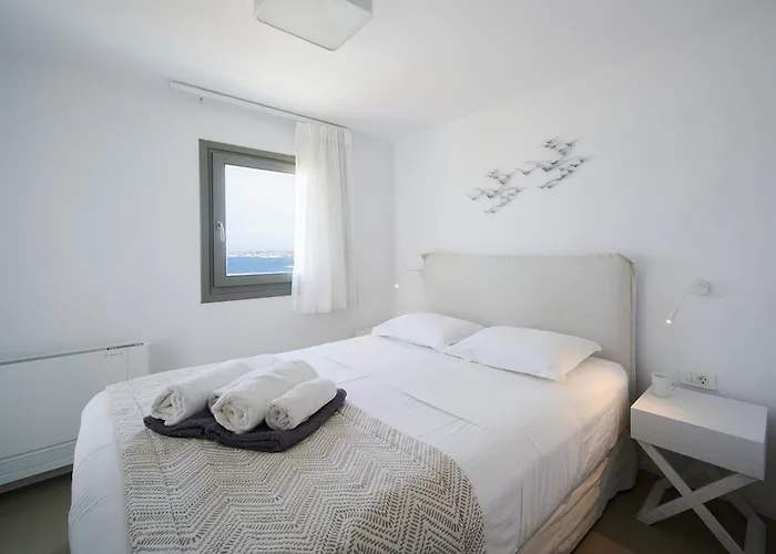Kymo Luxury Paros Bed and Breakfast 4*