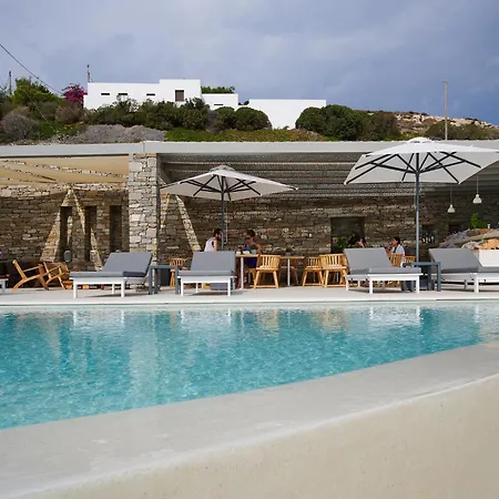 Kymo Luxury Paros Bed & Breakfast 4*